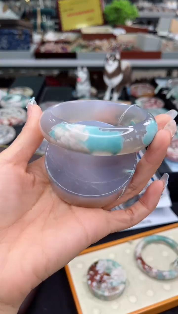 【闪购商品】石英质玉手镯未镶嵌63圈口（赠品镯心）6S8362057