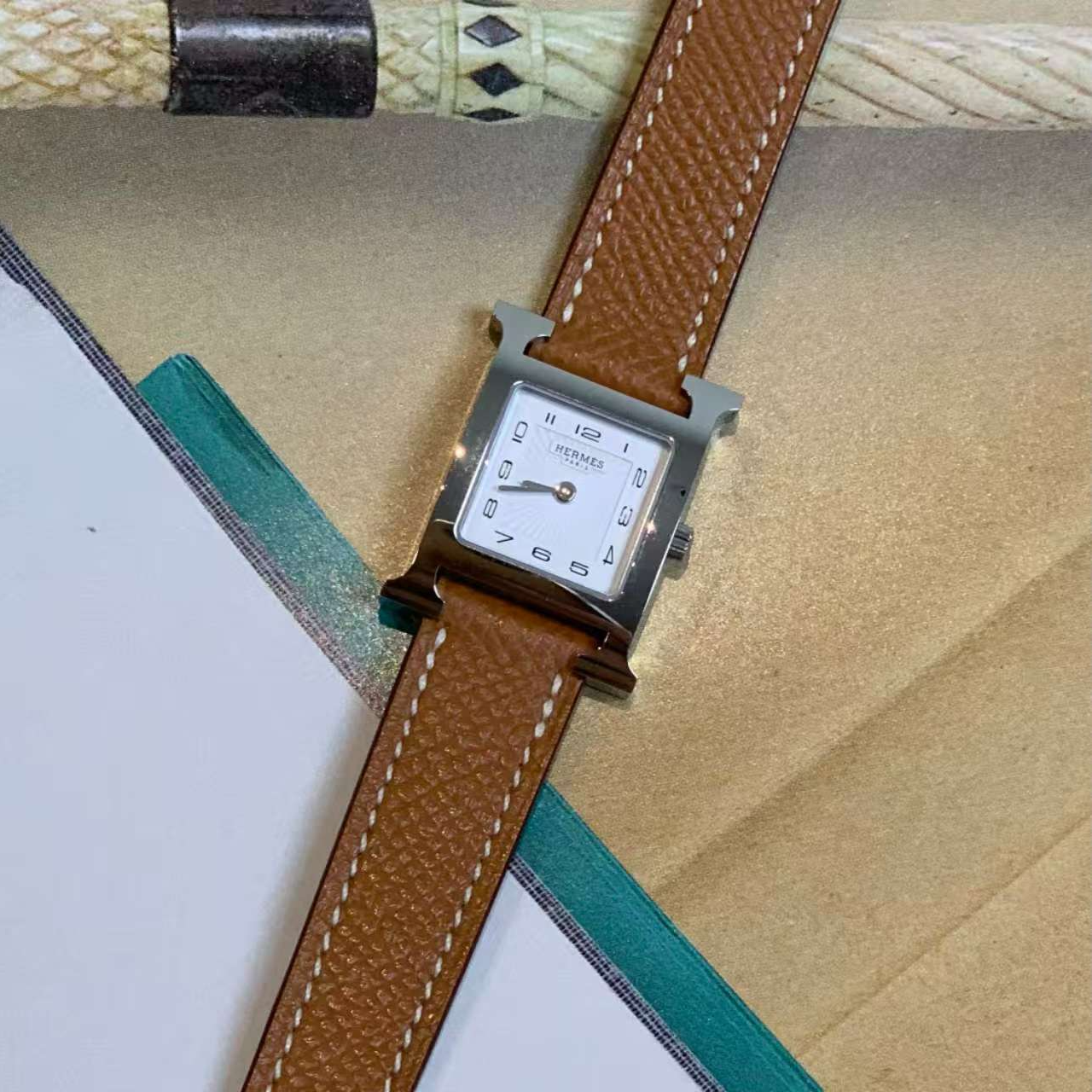 99新 Hermes/爱马仕  heure h金棕手表/69496449/代卖服务/12期