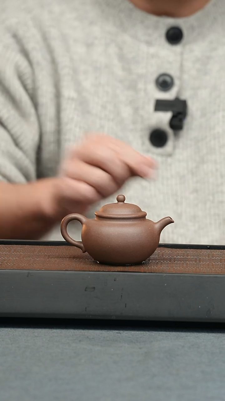 【闪购商品】紫砂茶壶明清 伯俊古莲子