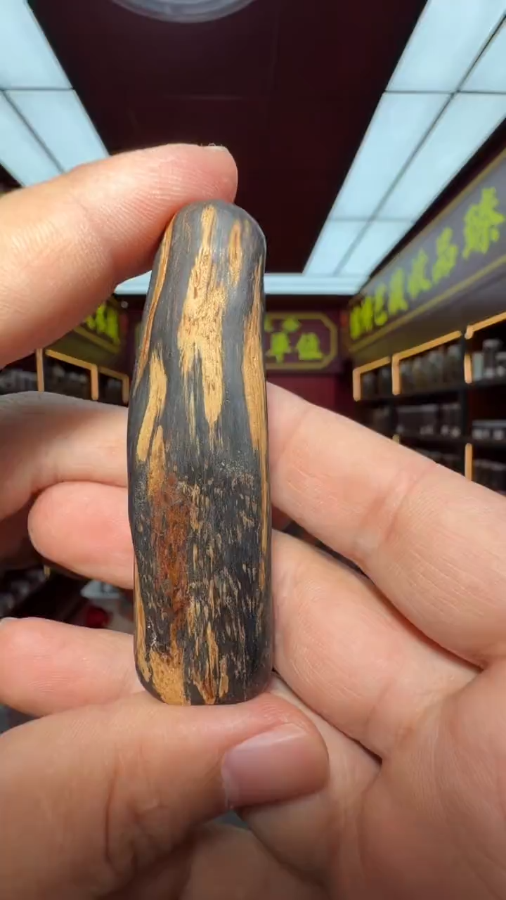 沉香吊坠多样性发一