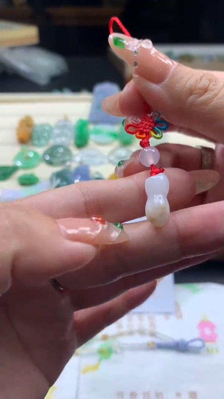 【闪购商品】翡翠颈饰未镶嵌翡翠