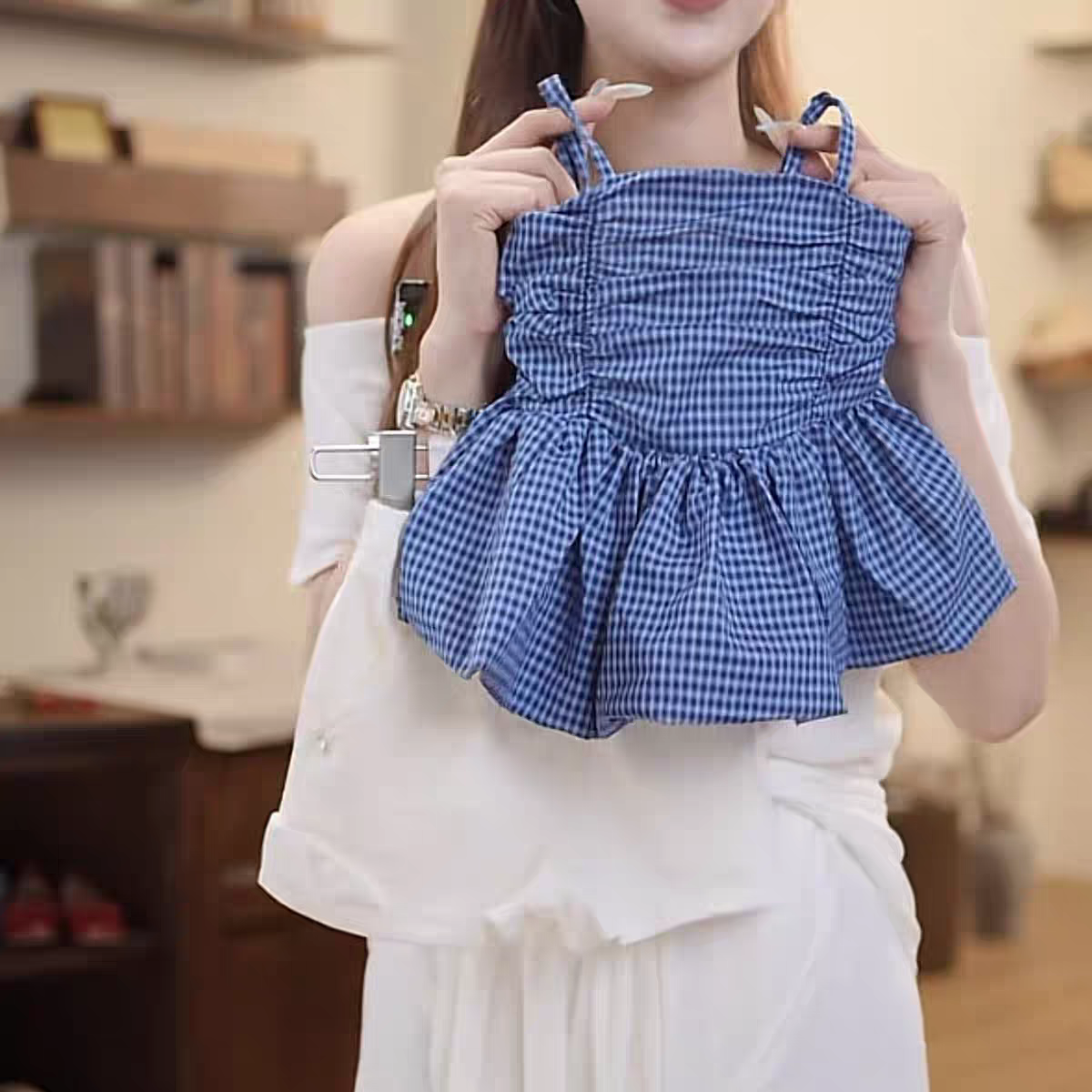 女童夏季洋气度假风套装2025新款儿童宝宝格子吊带背心短裤两件套
