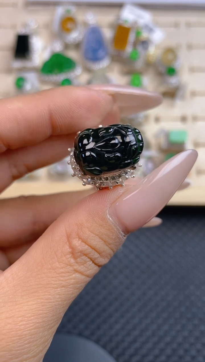 【闪购商品】定制翡翠未镶嵌翡翠裸石蛋面65