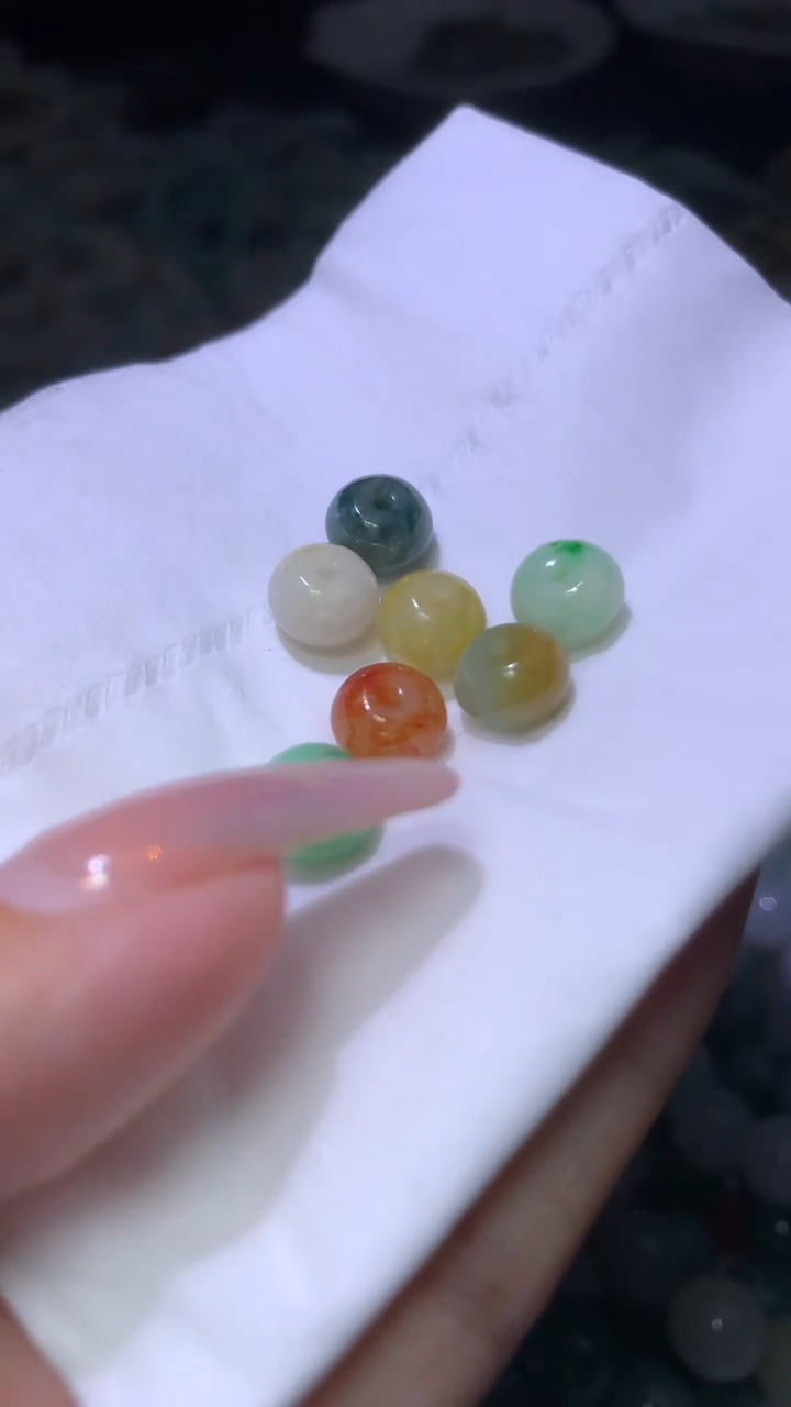 翡翠未镶嵌颈饰MXX013982