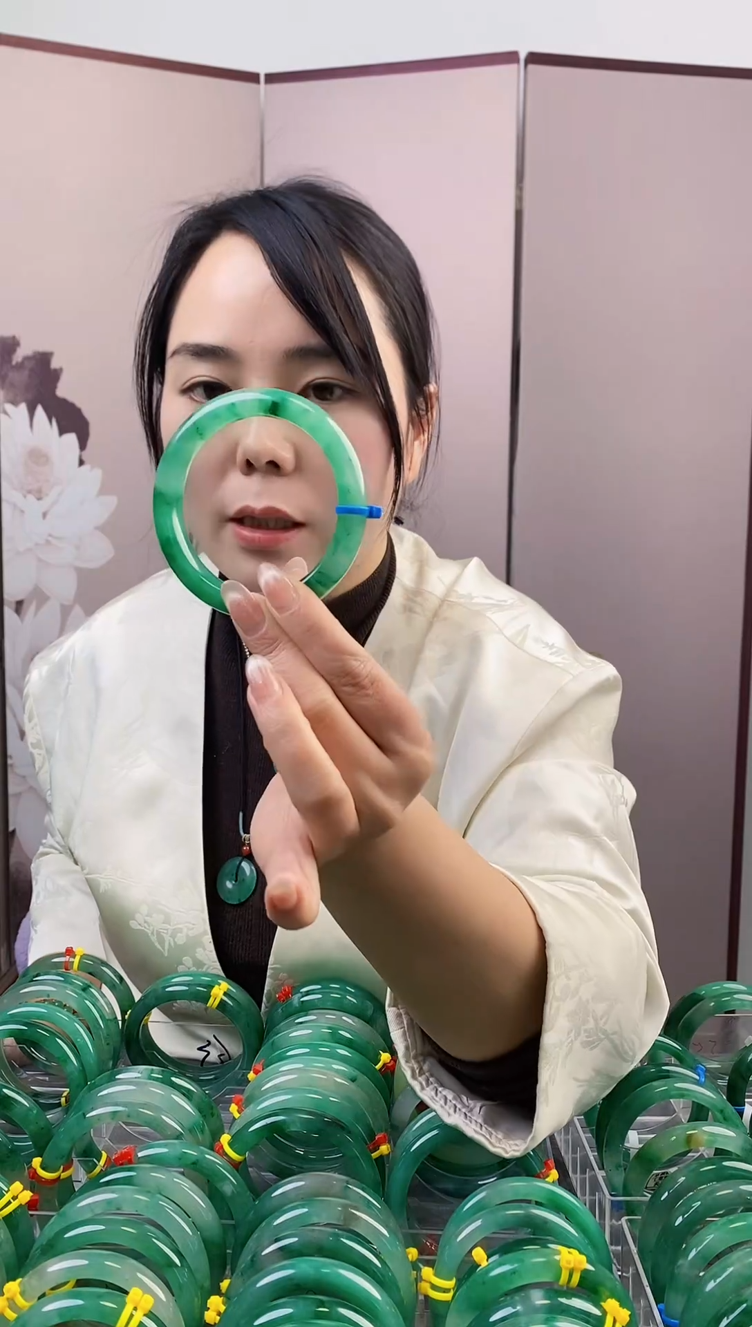 【闪购商品】石英质玉手镯合金010