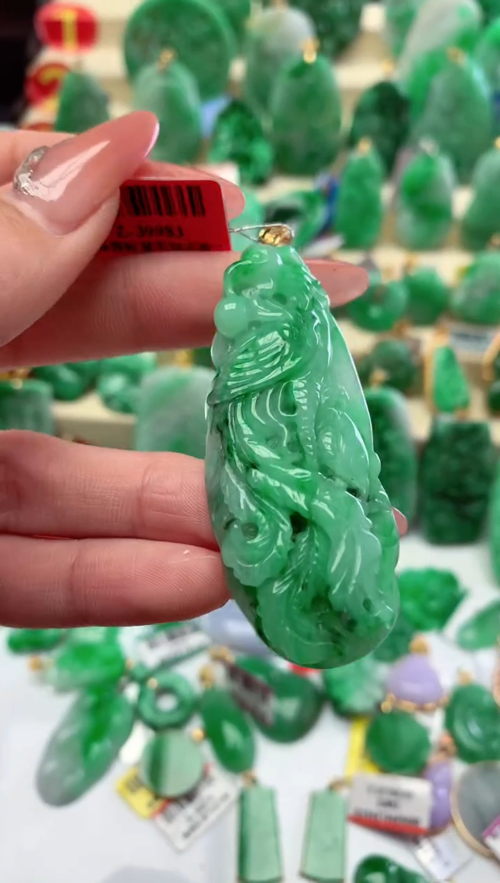 【闪购商品】翡翠颈饰18K金镶嵌挂件