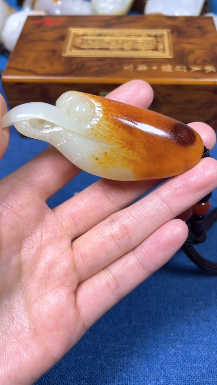未镶嵌和田玉挂件杨*1