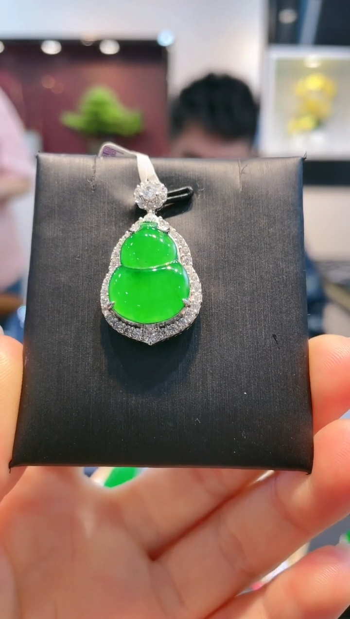 【闪购商品】翡翠未镶嵌颈饰A99天然A货翡翠吊坠（不含链）