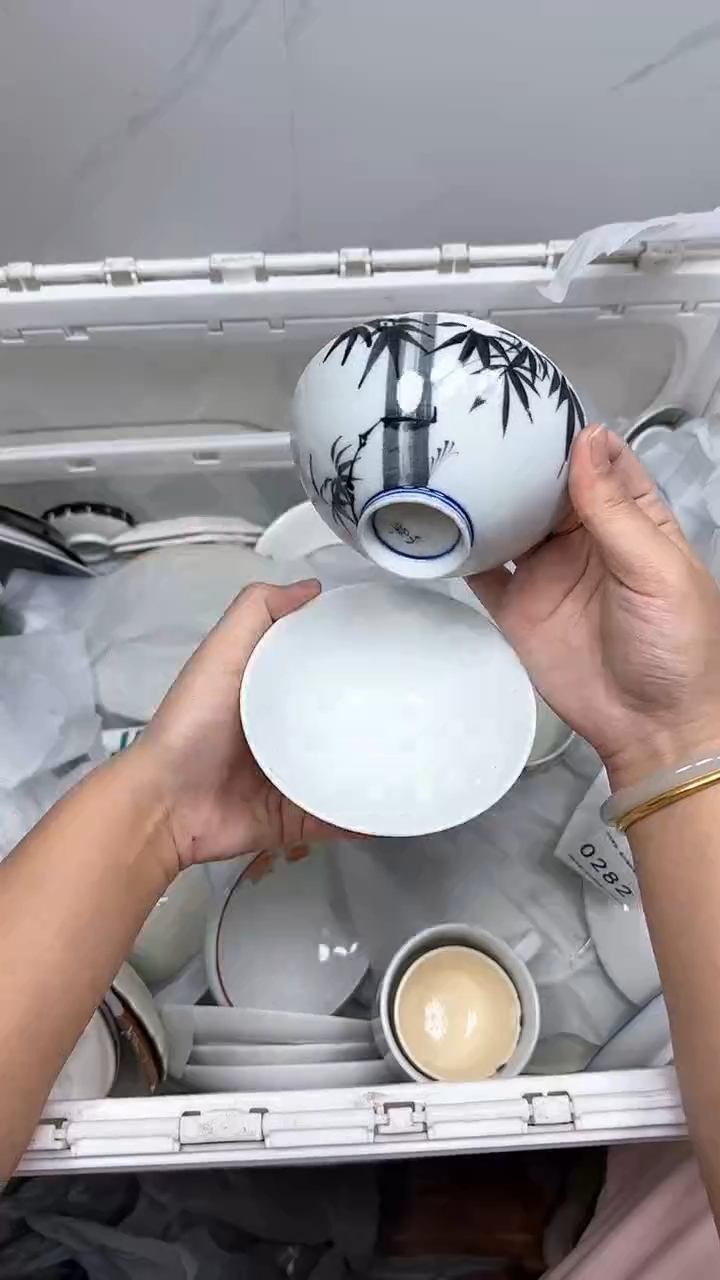 【闪购商品】282回流瓷器默认微瑕，18.8包邮