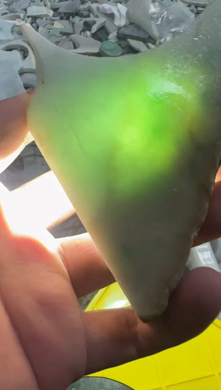 未镶嵌挂件翡翠天然缅甸翡翠A货