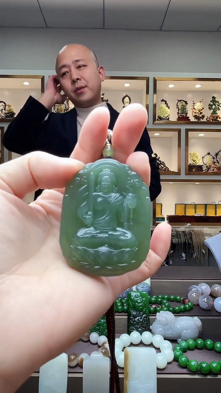 【闪购商品】和田玉颈饰未镶嵌苏