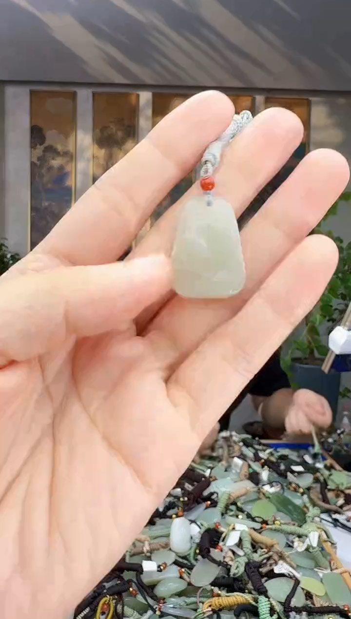 未镶嵌和田玉挂件拍一发一