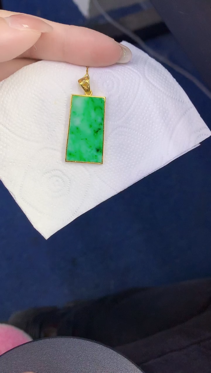 颈饰未镶嵌翡翠缅甸天然翡翠A货