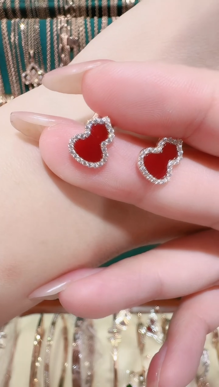 【闪购商品】玛瑙/玉髓耳钉18K金镶嵌耳钉