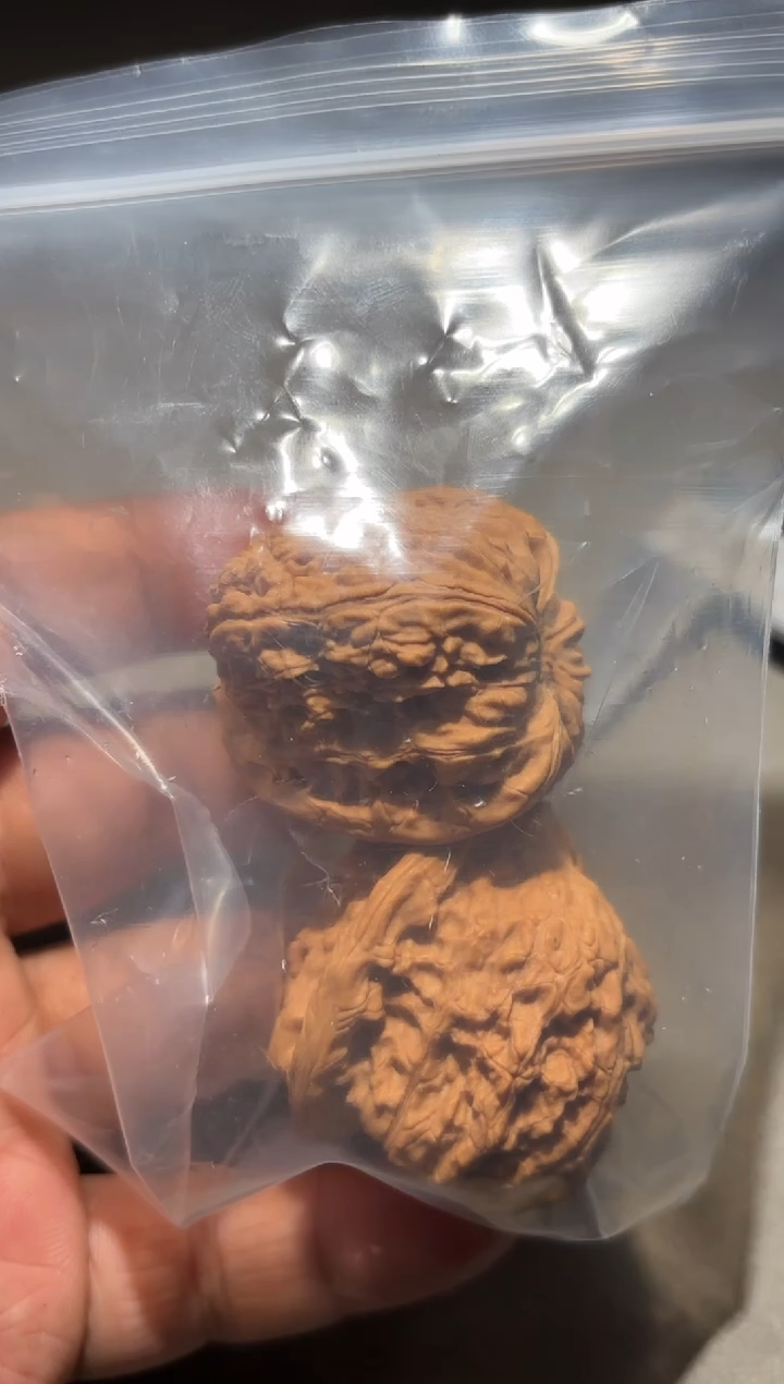 吊坠桃核滕*星宽城