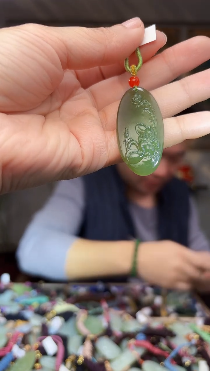 【闪购商品】和田玉挂件未镶嵌拍一发一