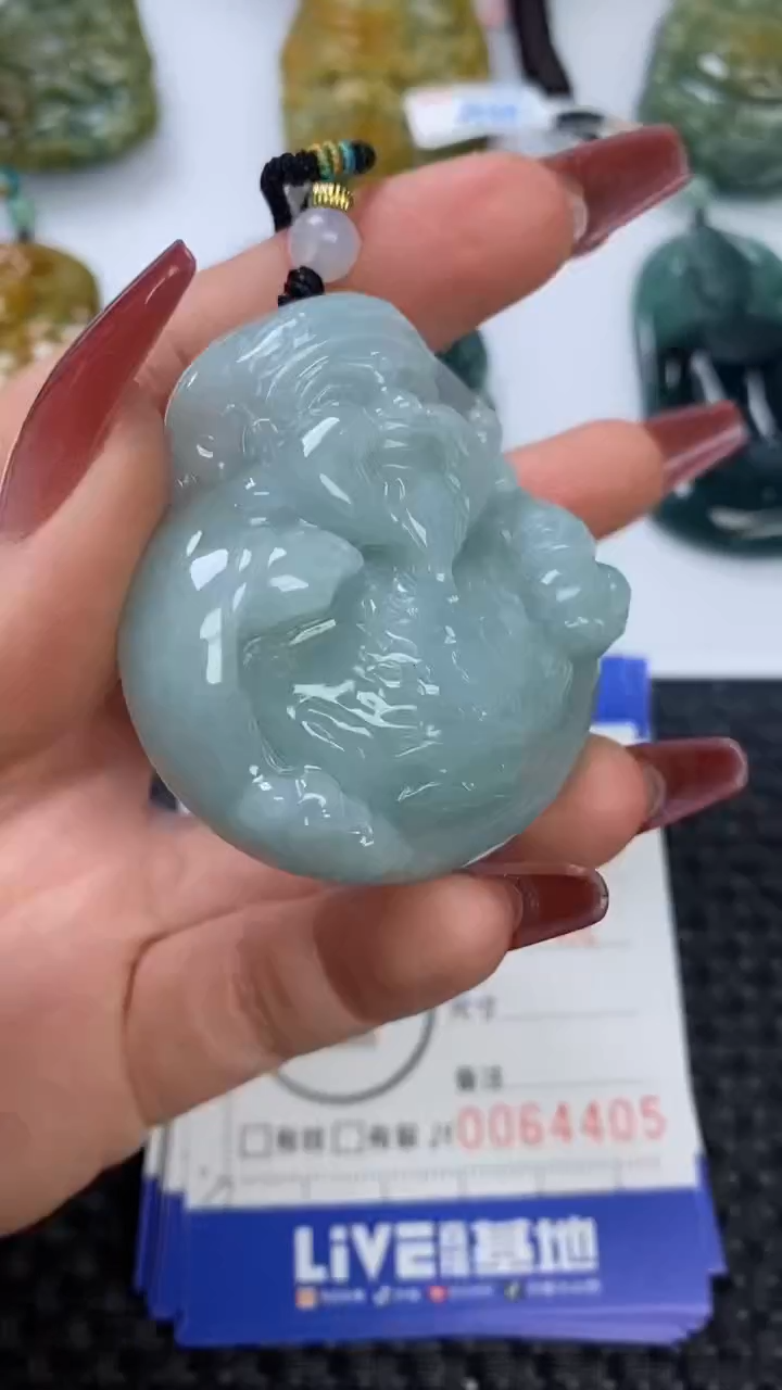 【闪购商品】翡翠颈饰未镶嵌11111111111111111