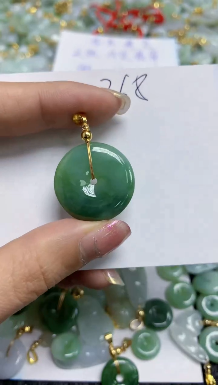 【闪购商品】翡翠颈饰合金天然A货翡翠