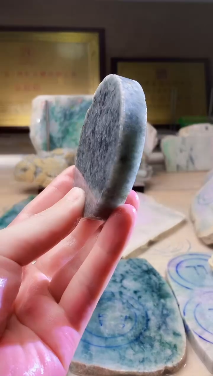 翡翠挂件未镶嵌A货麦乐3572