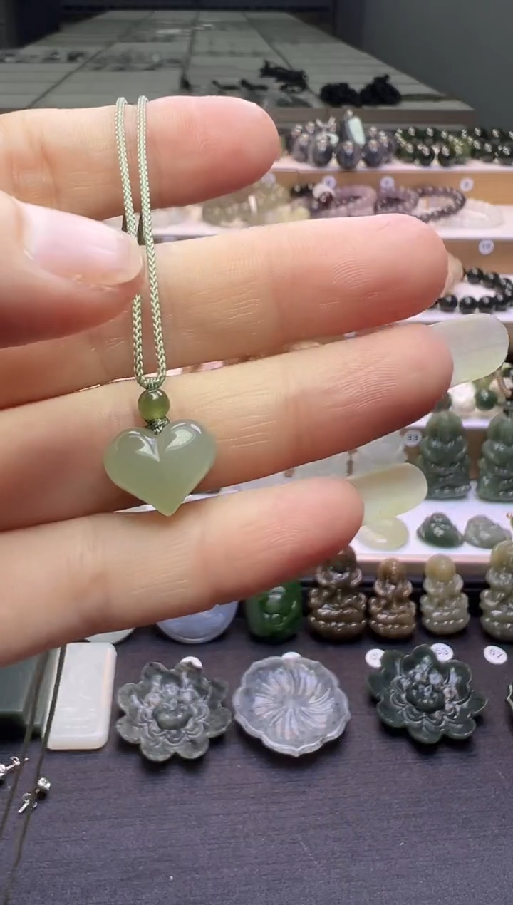 颈饰未镶嵌和田玉33号链接