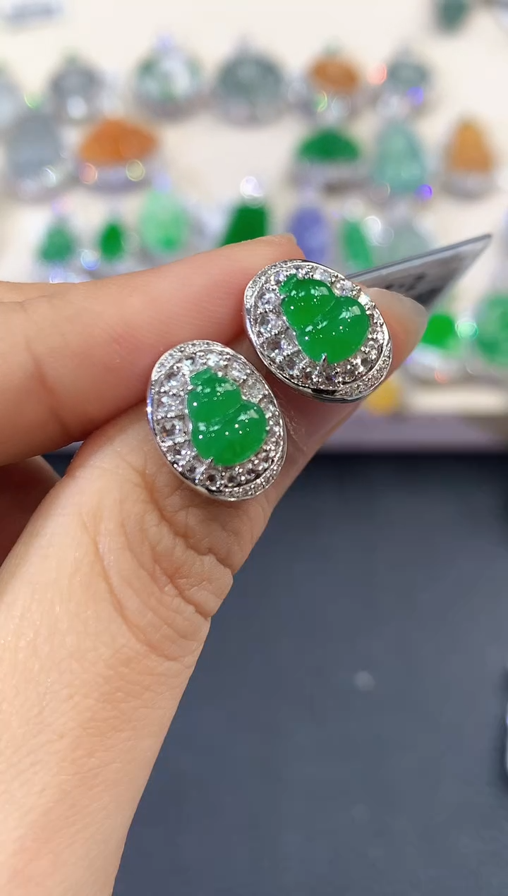 【闪购商品】翡翠耳饰18K金镶嵌D21     