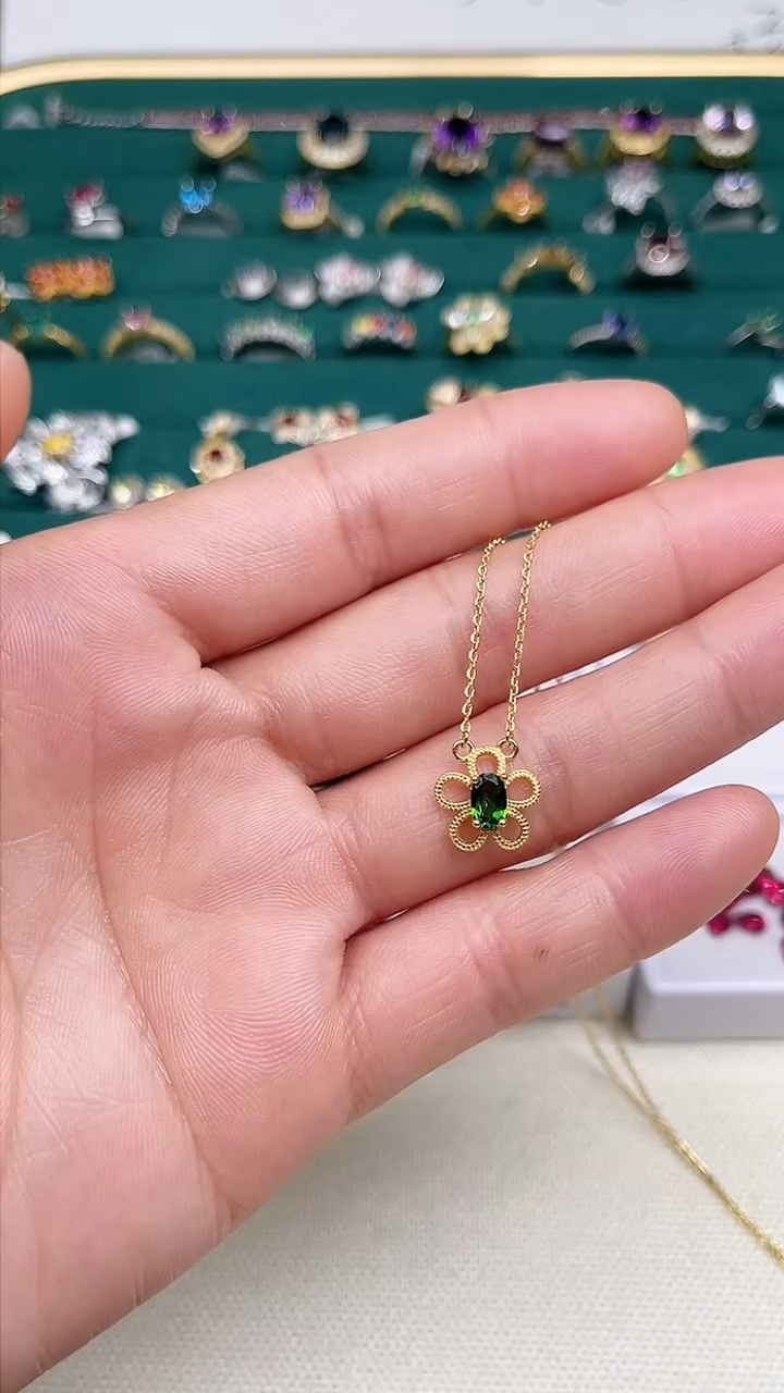 【闪购商品】透辉石1银S925镶嵌吊坠