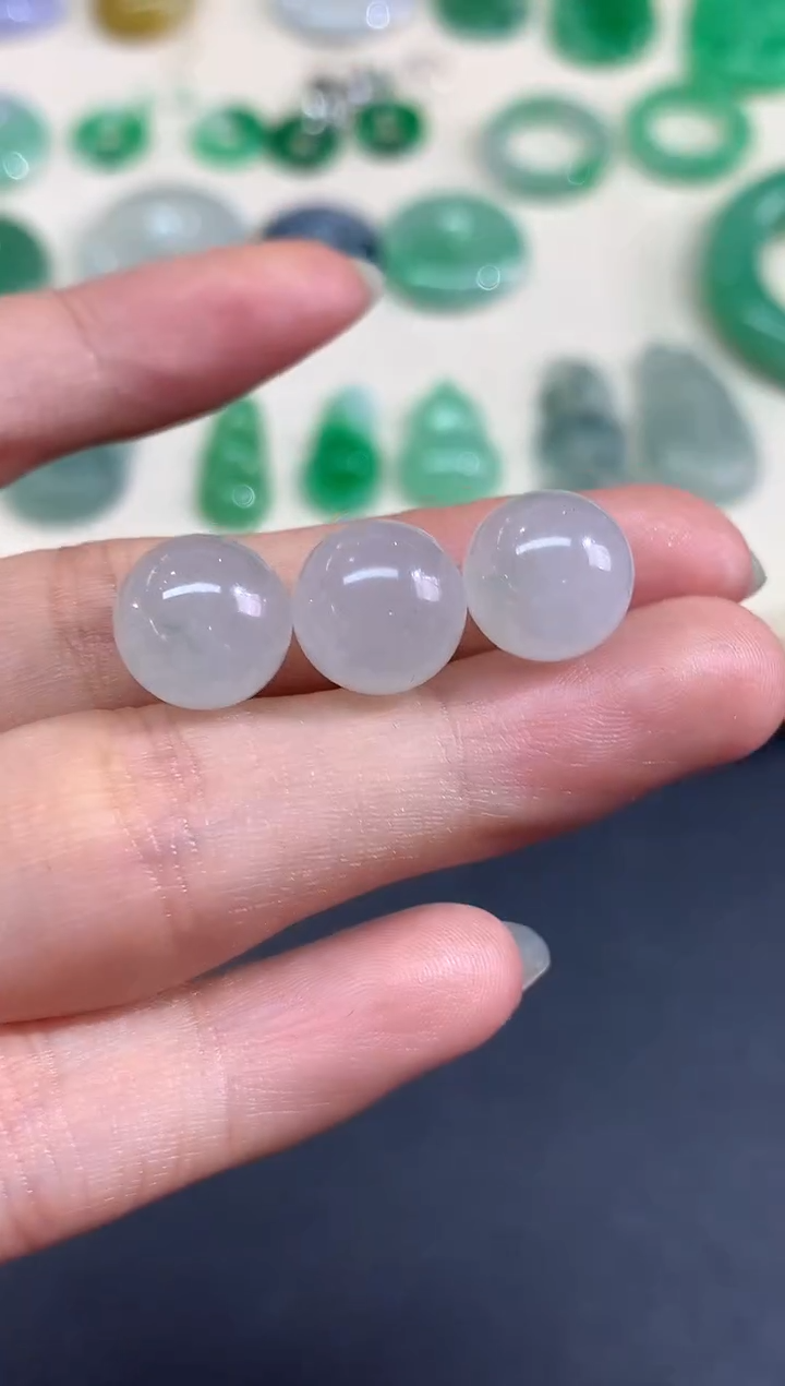 未镶嵌定制翡翠毛货翡翠|980多样性发其一