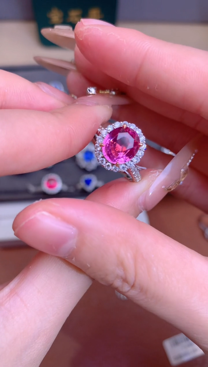 【闪购商品】尖晶石戒指18K金镶嵌3.06CT   马亨盖