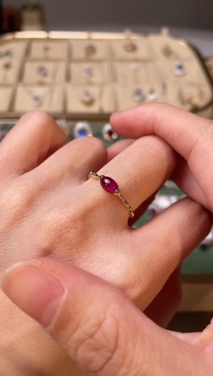 【闪购商品】红宝石戒指18K金镶嵌主石：0.66ct