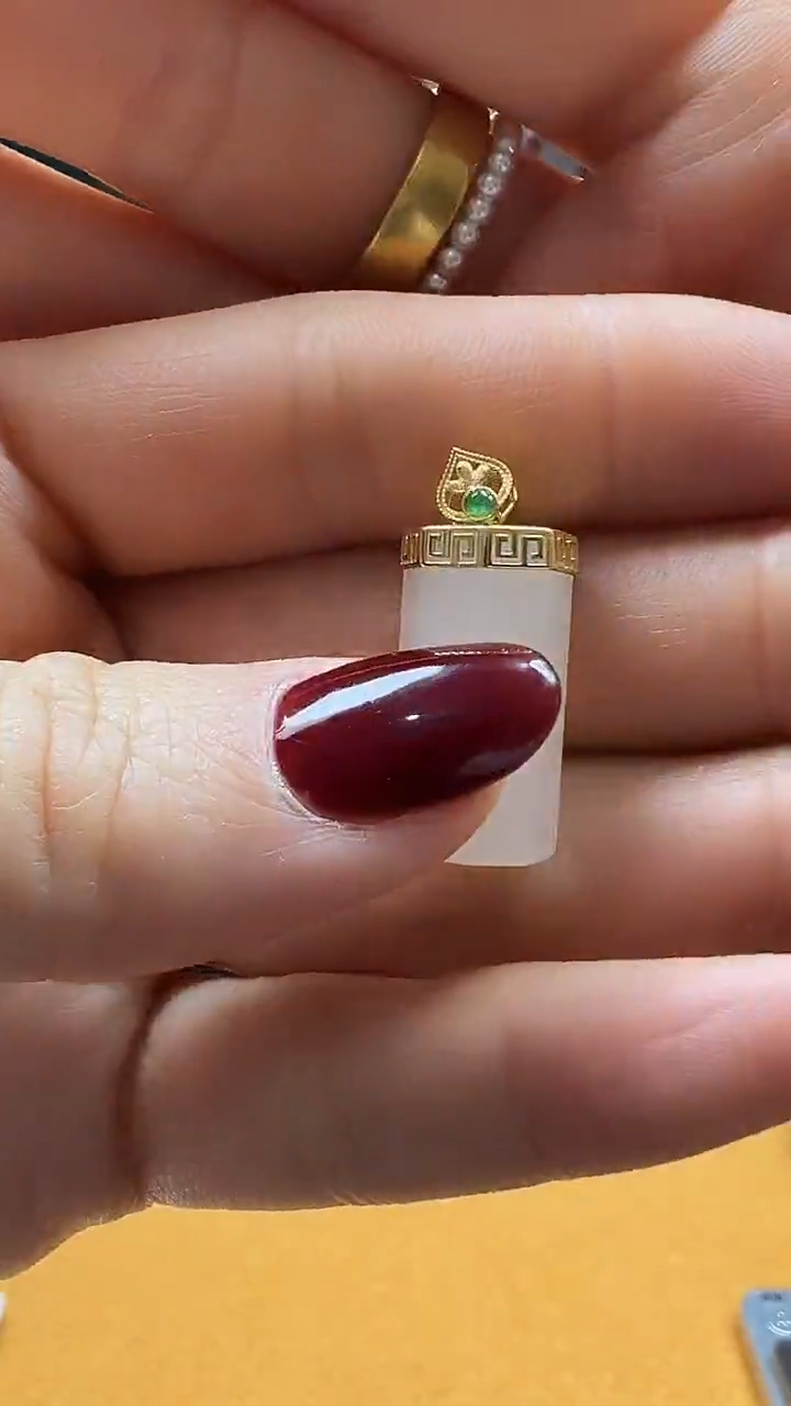 【闪购商品】和田玉吊坠18K金镶嵌1