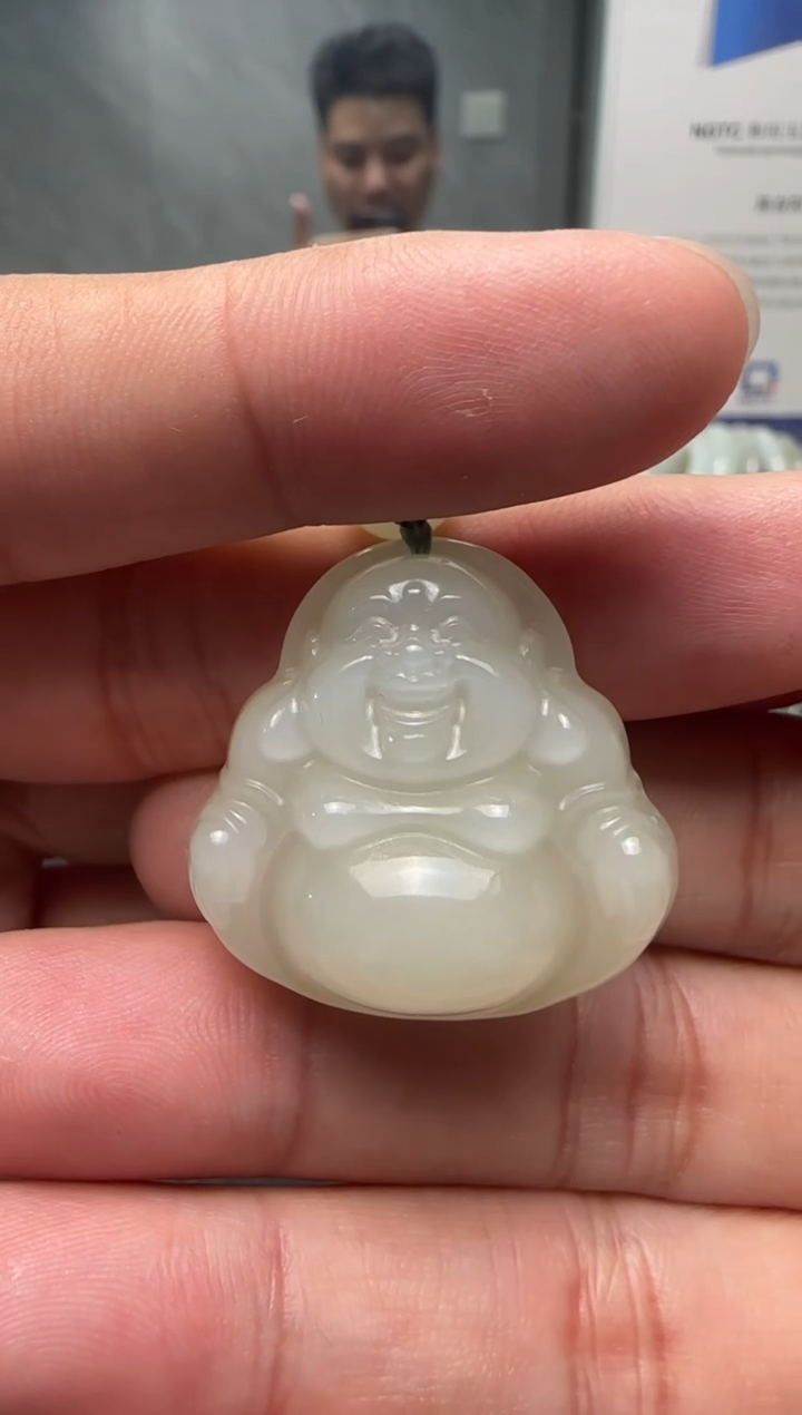 吊坠(赠链)未镶嵌和田玉佛公