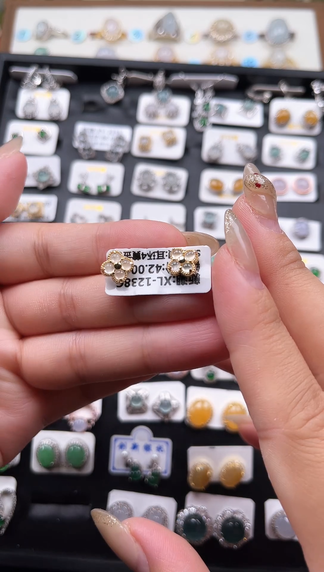 【闪购商品】翡翠耳饰银S925镶嵌天然A货翡翠耳钉