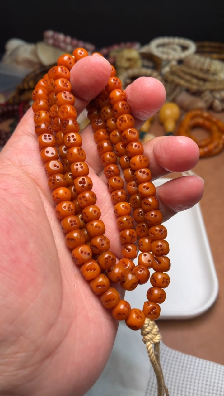 牛骨其他TT148-吉祥天母长串-有棕裂