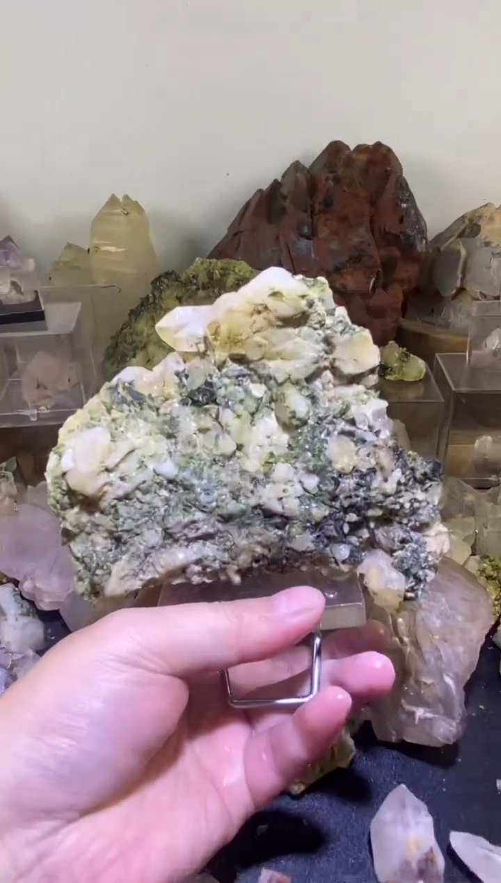 未镶嵌珠宝半成品水晶97号835g四川超七花园水晶原石