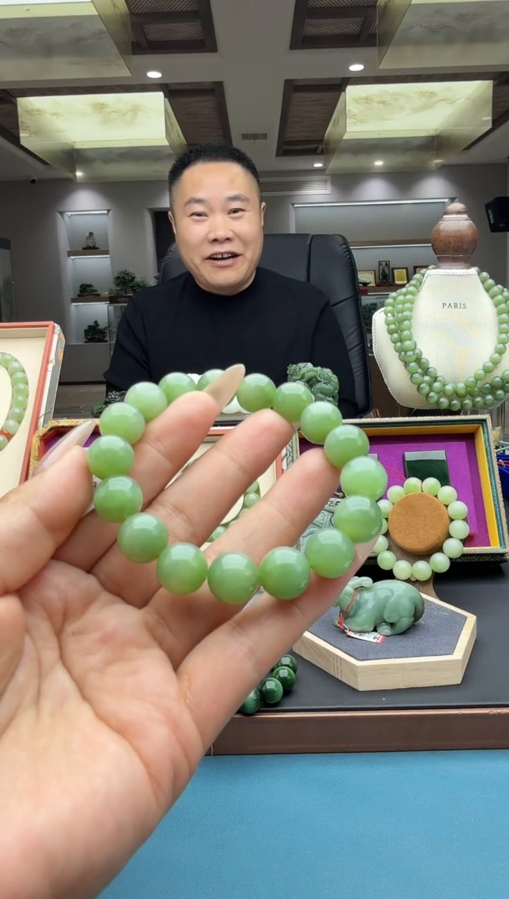 未镶嵌手串和田玉ebfl