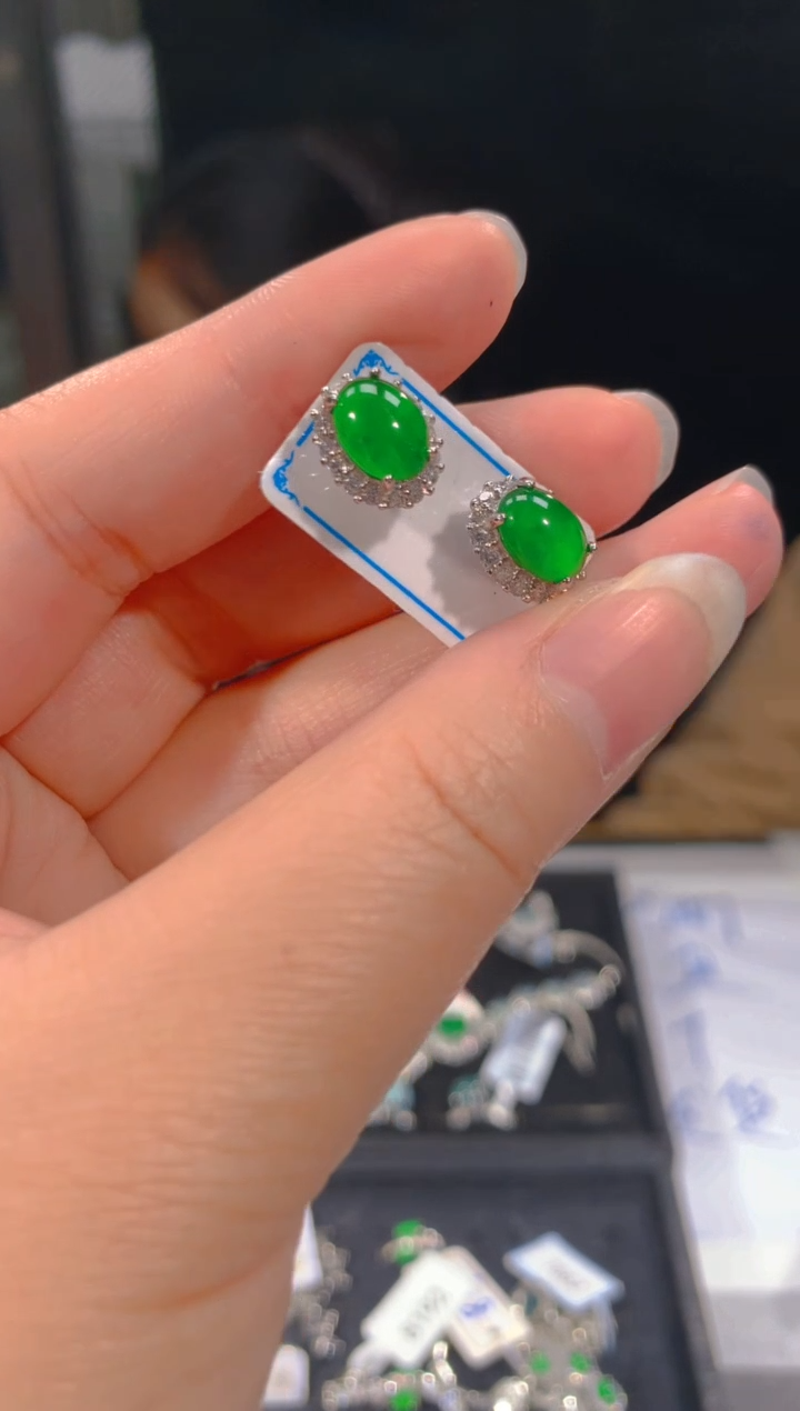 【闪购商品】定制翡翠未镶嵌60多样性发货（发其一）