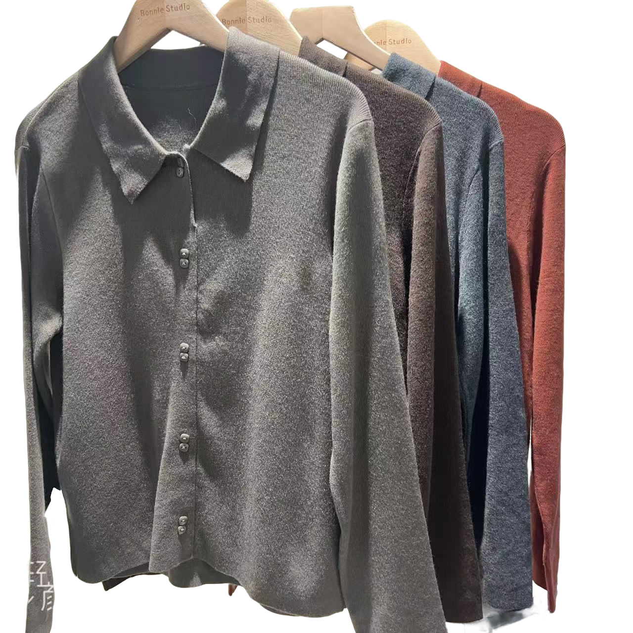 长袖翻领百搭针织衫