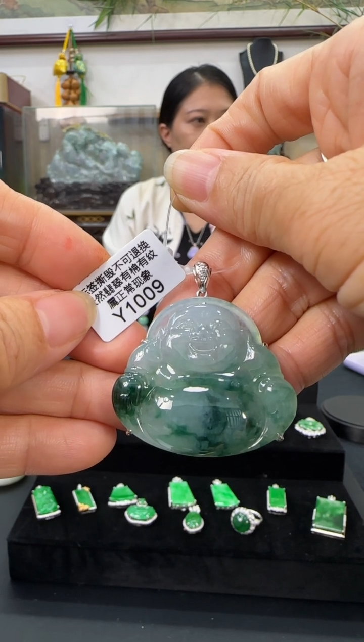 翡翠18K金镶嵌颈饰KK1009佛公