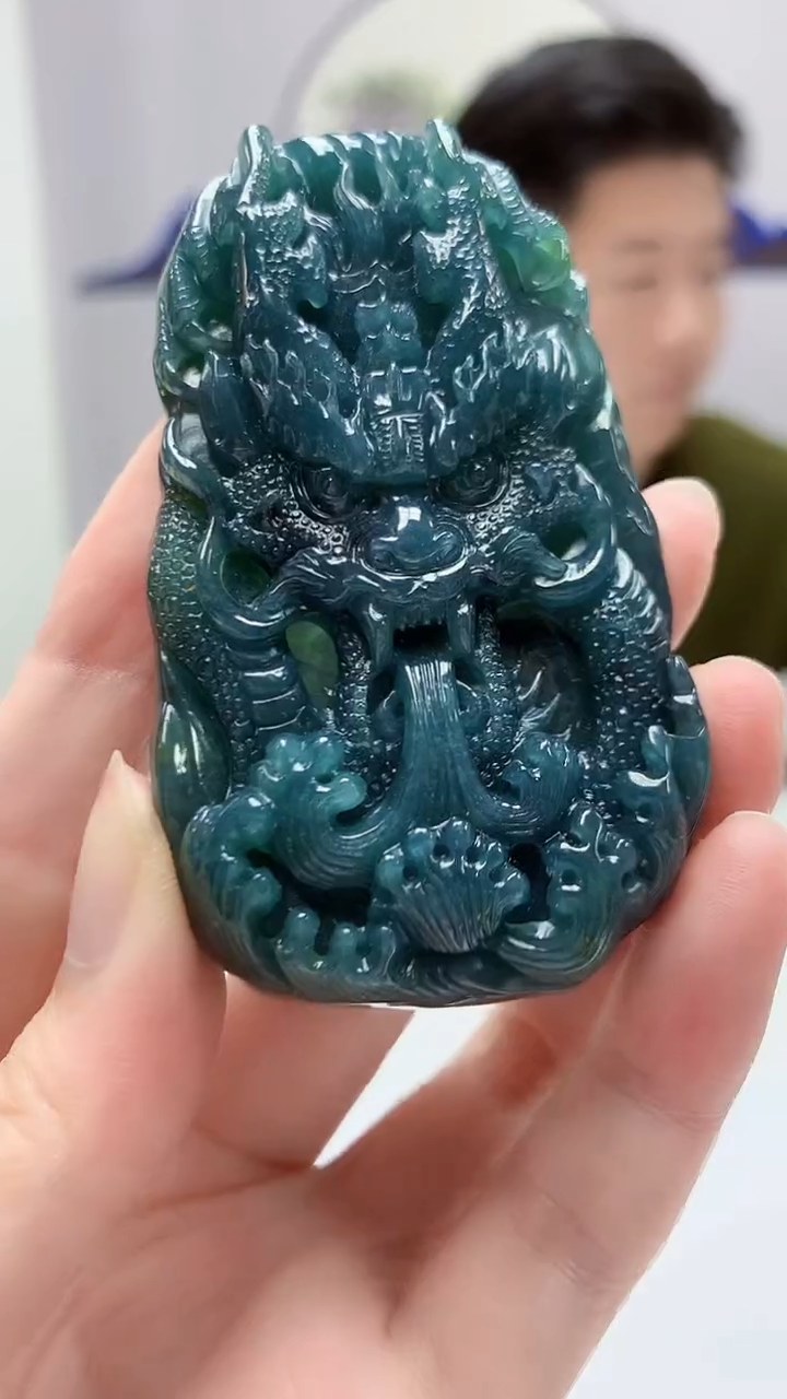 【闪购商品】定制翡翠未镶嵌4917zm-毛货挂件65龙牌