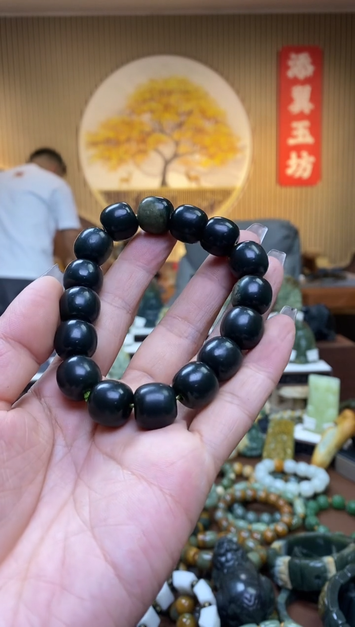 【闪购商品】和田玉手串未镶嵌多样性随机发一