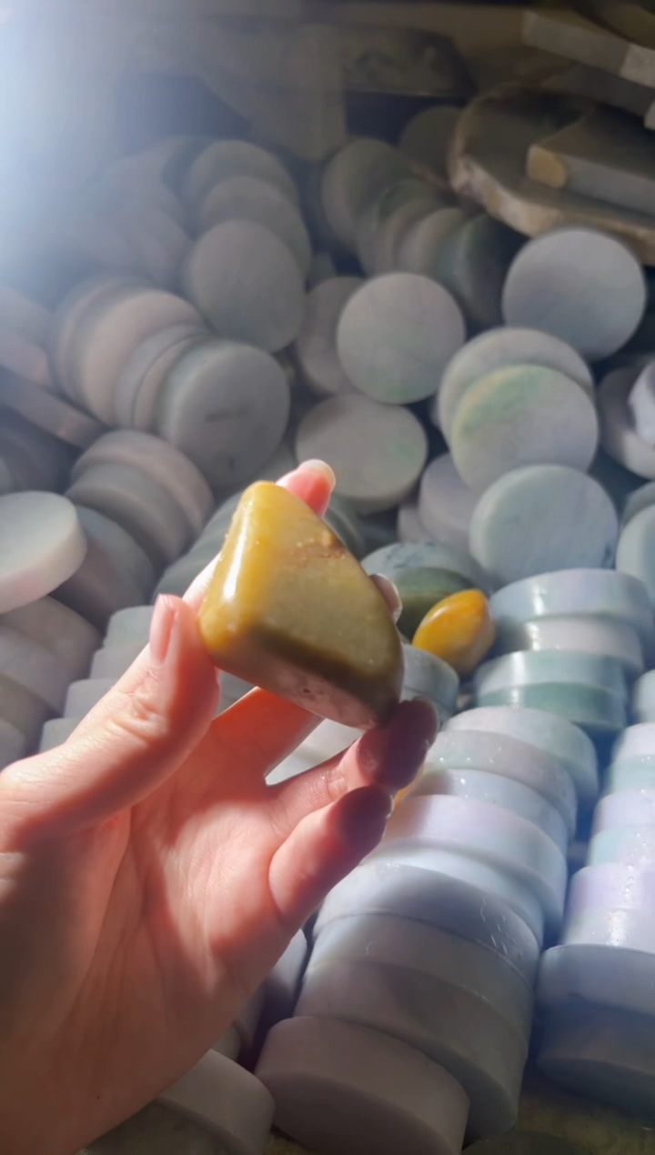 【闪购商品】翡翠颈饰未镶嵌翡翠A货小蒋103