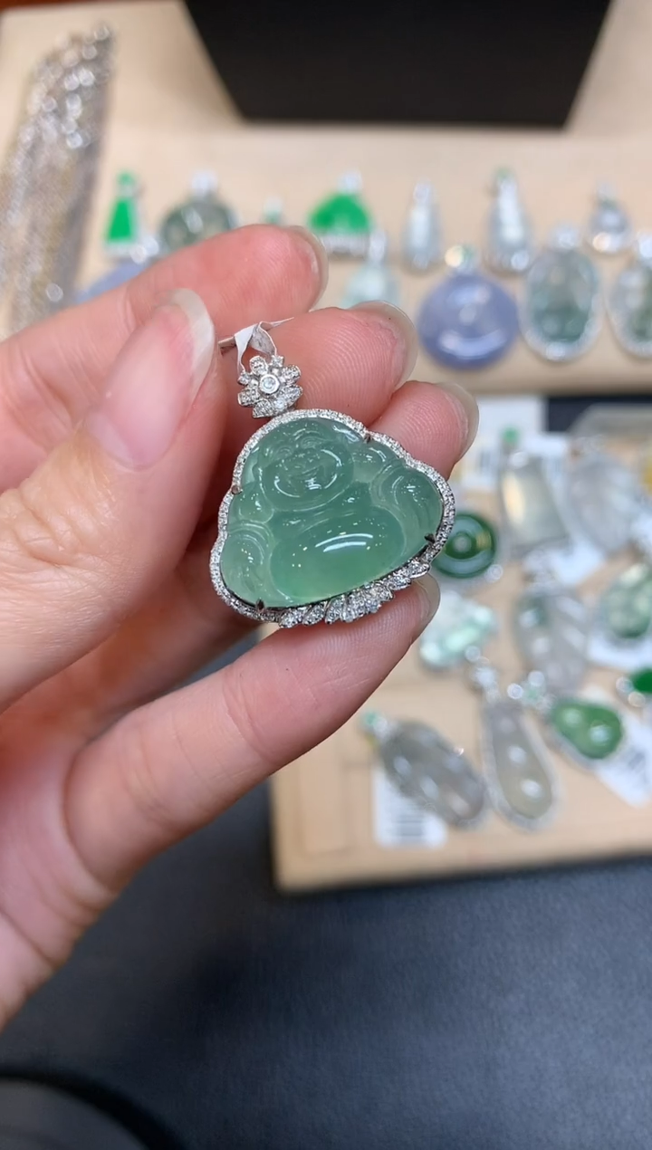 【闪购商品】翡翠颈饰18K金镶嵌【无服务费