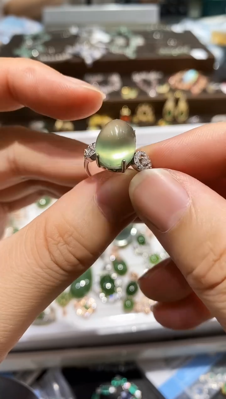 【闪购商品】葡萄石戒指银S925镀金镶嵌戒指