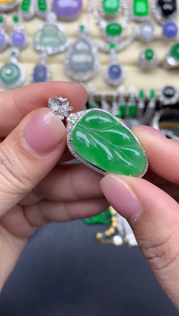 【闪购商品】翡翠颈饰18K金镶嵌205-中国好珍宝