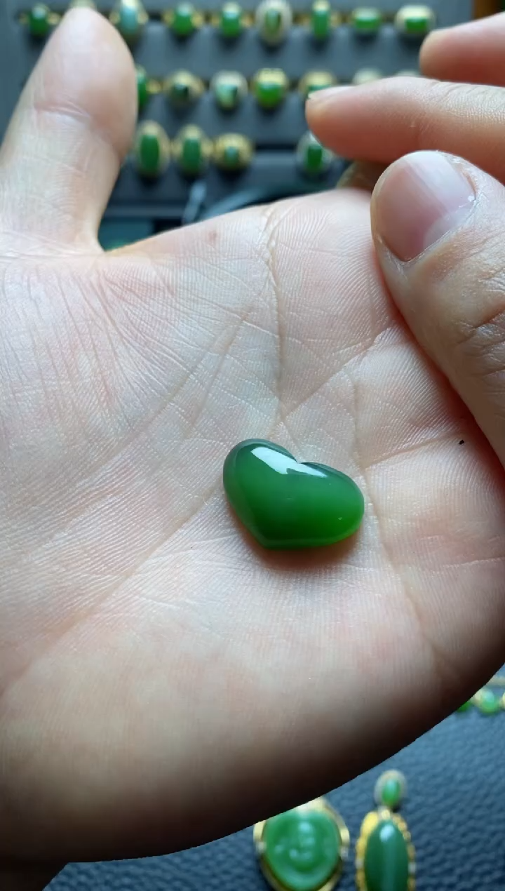 【闪购商品】和田玉吊坠未镶嵌吊坠