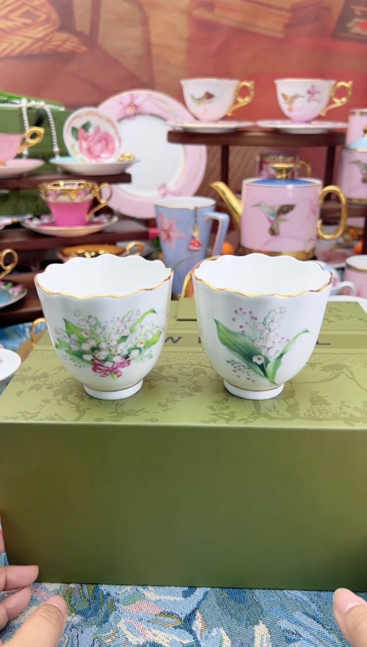 瓷片铃兰手握杯两个装