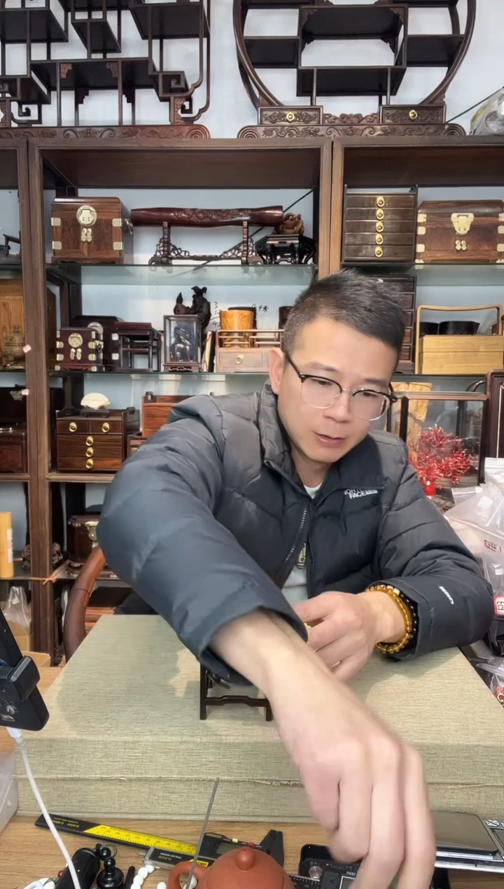 乌木类书架321大红酸枝正方雕花小花架摆台  瑕疵