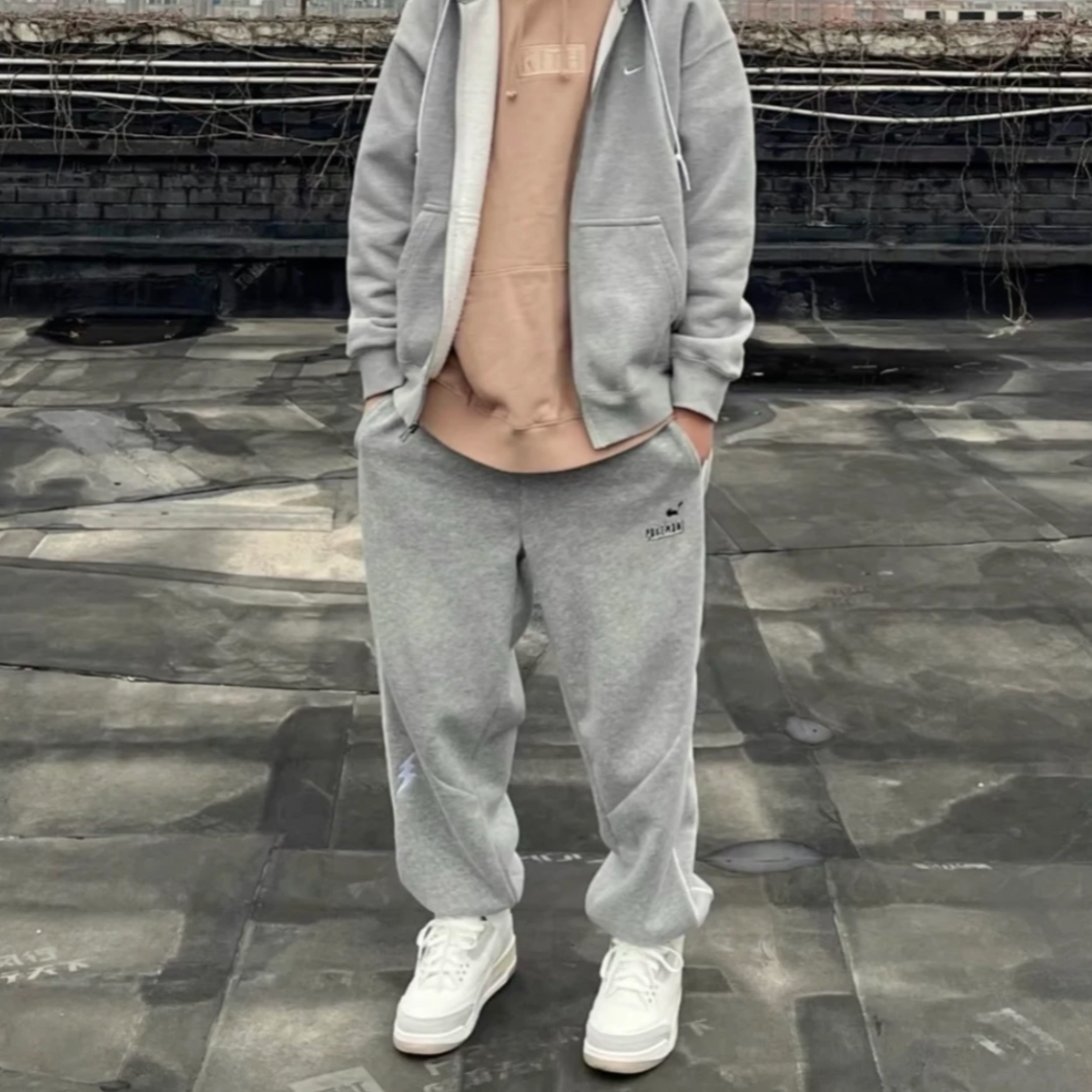 f高帮保暖平衡耐磨防滑气垫篮球鞋白红缓震男鞋男子