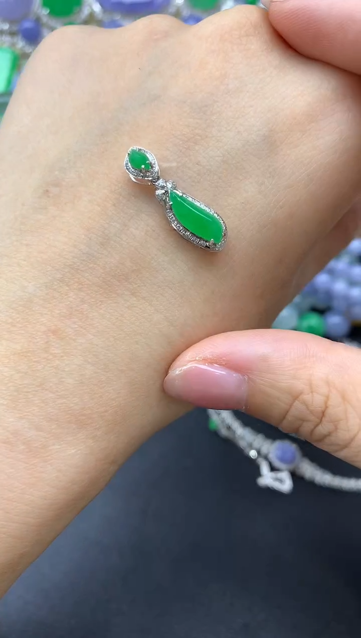 【闪购商品】翡翠颈饰18K金镶嵌63-中国好珍宝