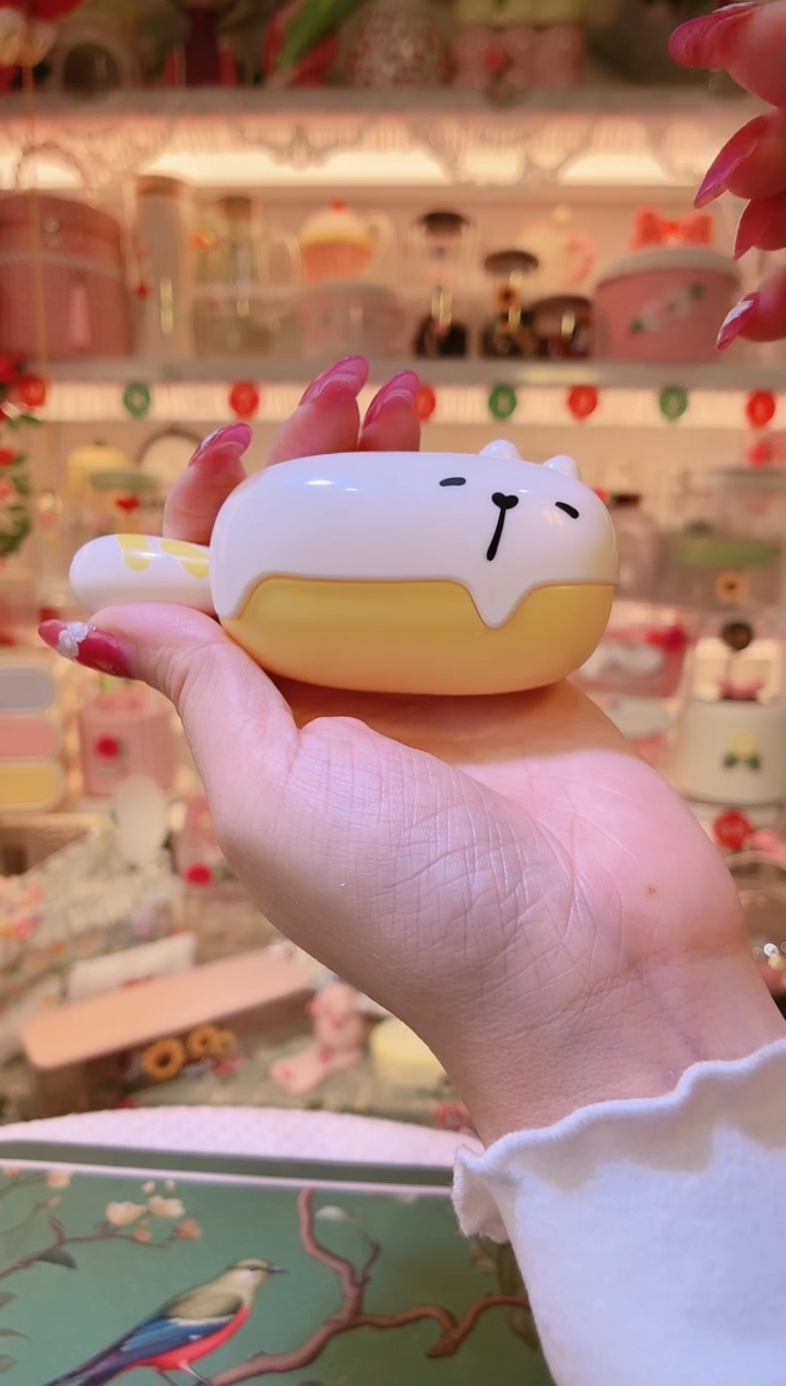 开播福利，仅剩一件！猫咪粘毛器黄色